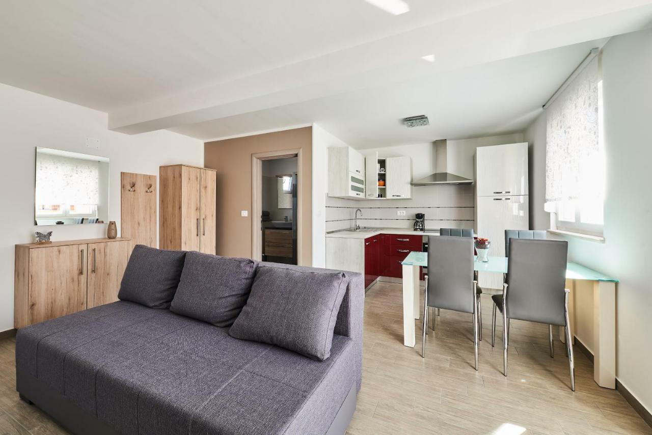 Apartment Tamara 우마그 외부 사진